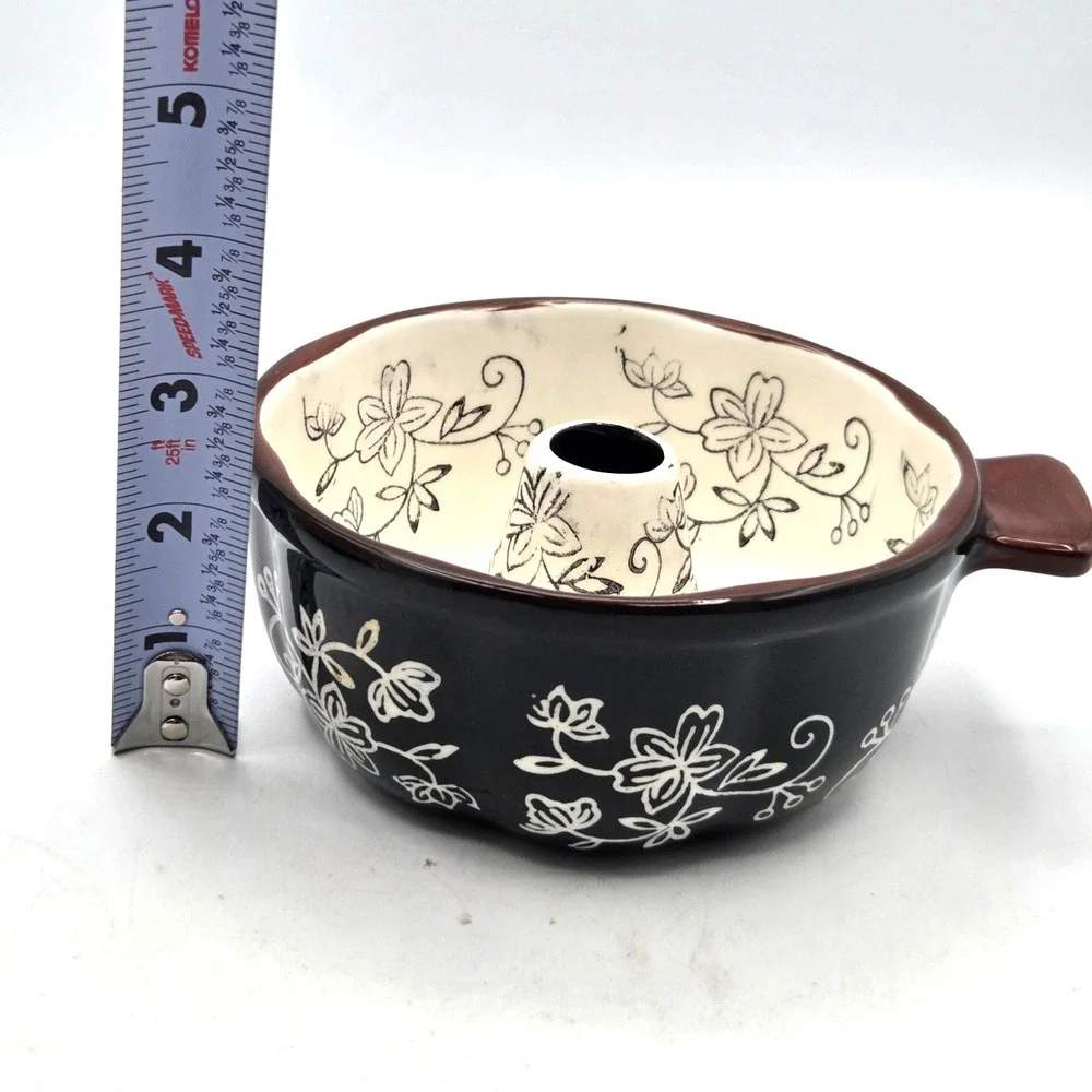 Set 4, Temp-Tations by Tara Floral Lace Black Ceramic Mini Fluted Cake Pans